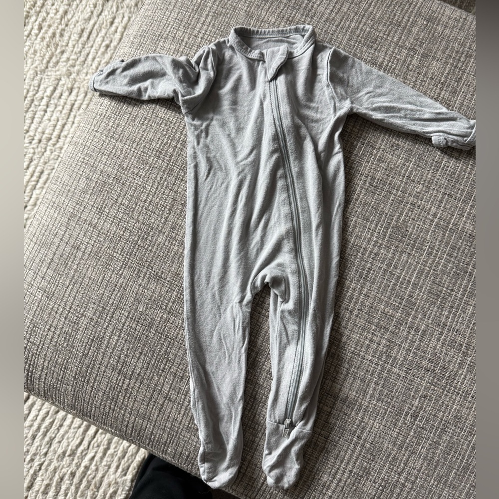 Kyte baby zippered footie